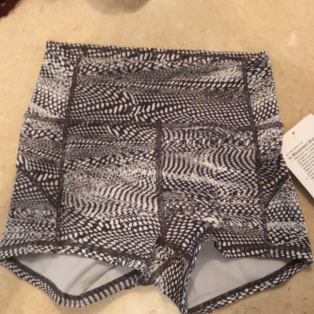 Lulu lemon In Movement Short NWT
